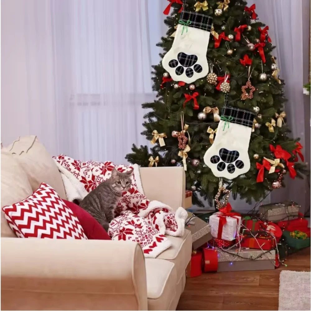 Christmas Socks New Year Decorations Buffalo Plaid Pet Stockings for Cats and Dogs Paw Pattern Hanging Pendant Toy Doll Gifts