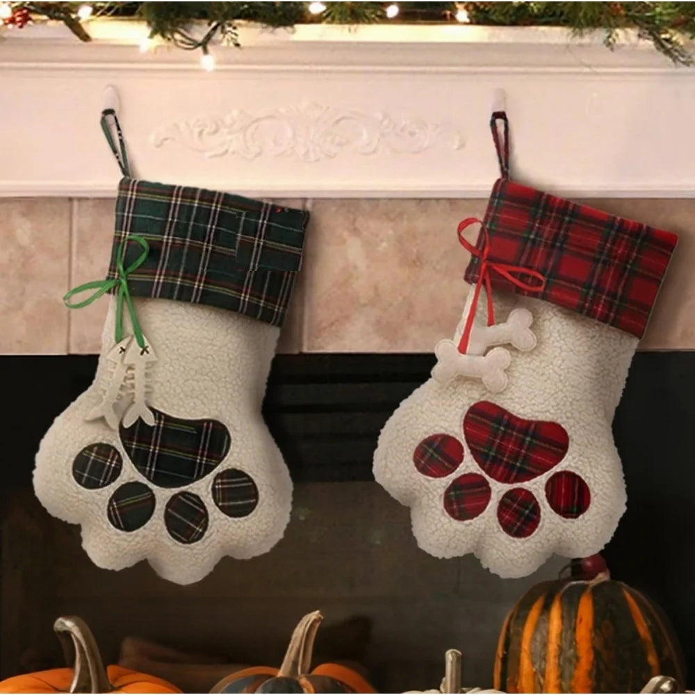 Christmas Socks New Year Decorations Buffalo Plaid Pet Stockings for Cats and Dogs Paw Pattern Hanging Pendant Toy Doll Gifts