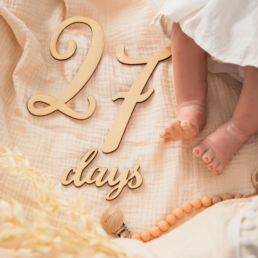 19pcs/lot Baby Milestone Number Monthly Memorial Cards Newborn Baby Wooden Engraved Age Photography Accessories Birthing Gift