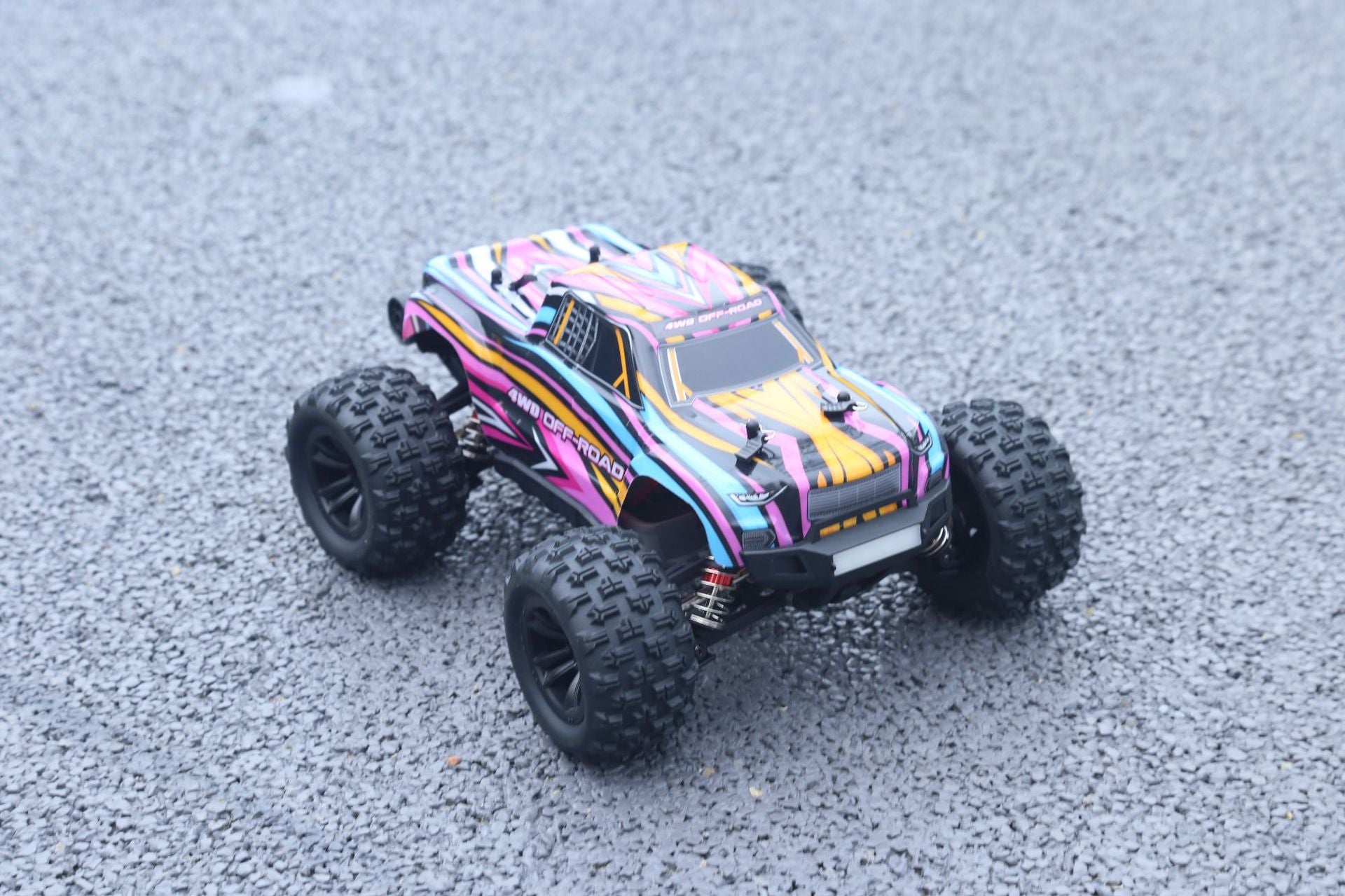 Hyper Go MJX 16207 16208 16209 16210 1/16 4WD RC Car 70KM/H Brushless  RC Racing Car Remote Control Cars Off-Road Truck Toys