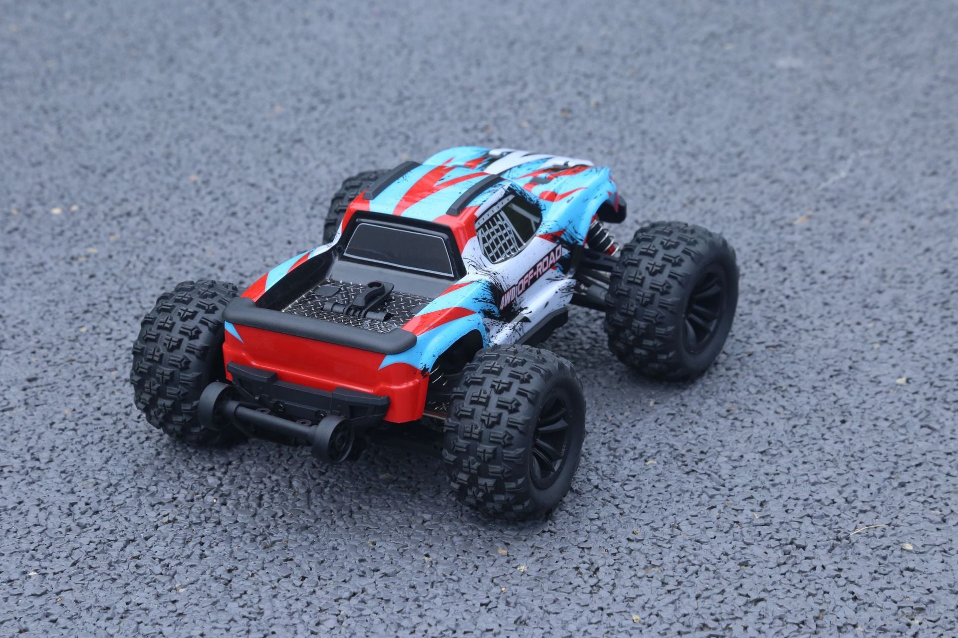 Hyper Go MJX 16207 16208 16209 16210 1/16 4WD RC Car 70KM/H Brushless  RC Racing Car Remote Control Cars Off-Road Truck Toys