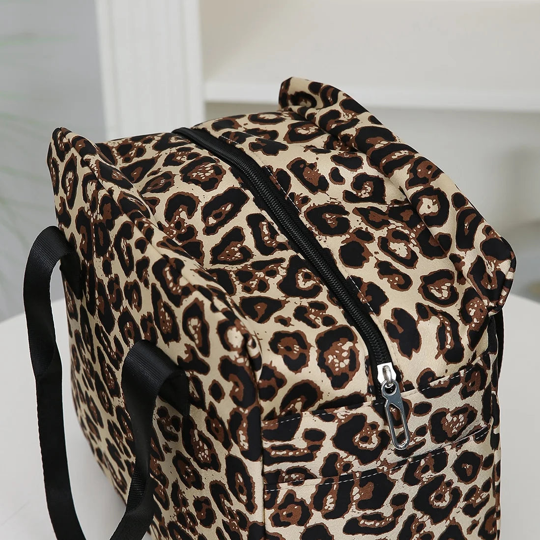 Thickened Nylon Fabric Lunch Bag with Aluminum Foil Inner Large Capacity Portable Lunch Box Storage Bag for Work Picnic Scho