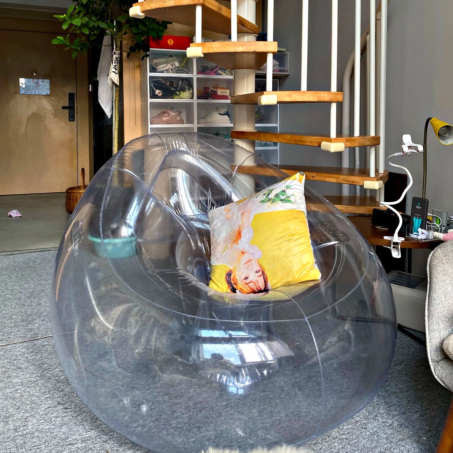 Transparent Inflatable Lounge Chair, Indoor and Outdoor Clear PVC Inflatable Single Sofa for Adult