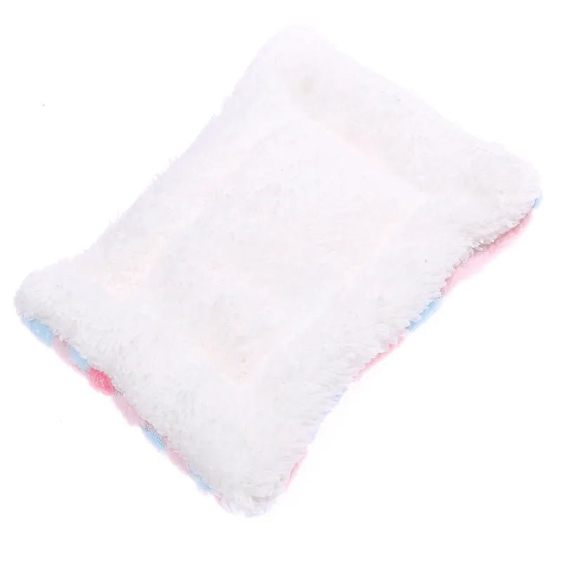 Small Animal Guinea Pig Hamster Bed House Winter Warm Squirrel Hedgehog rabbit Chinchilla Bed mat House Nest Hamster Accessories