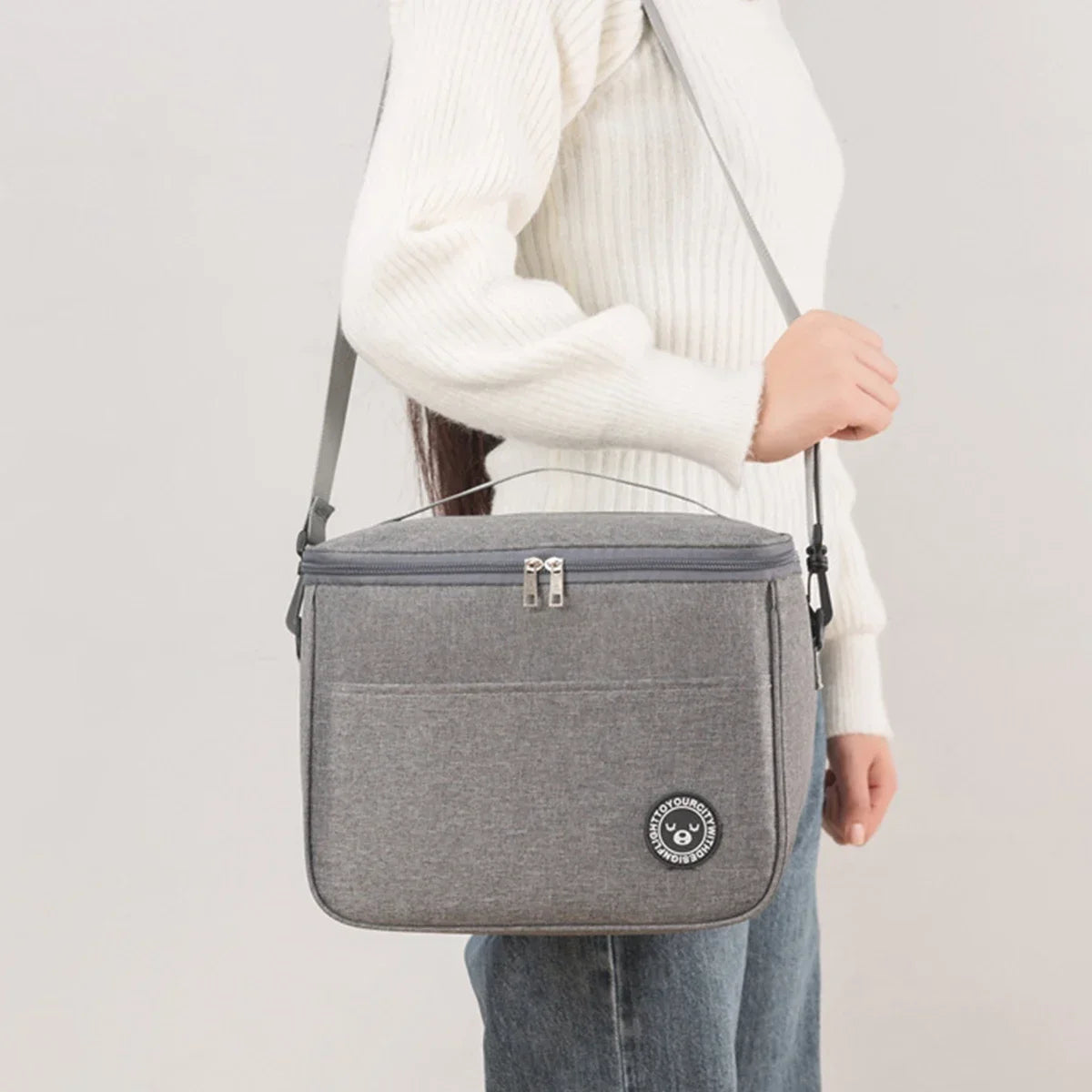 Thick and large capacity waterproof lunch bag, hand-held with shoulder straps, insulated bag, student lunch bag