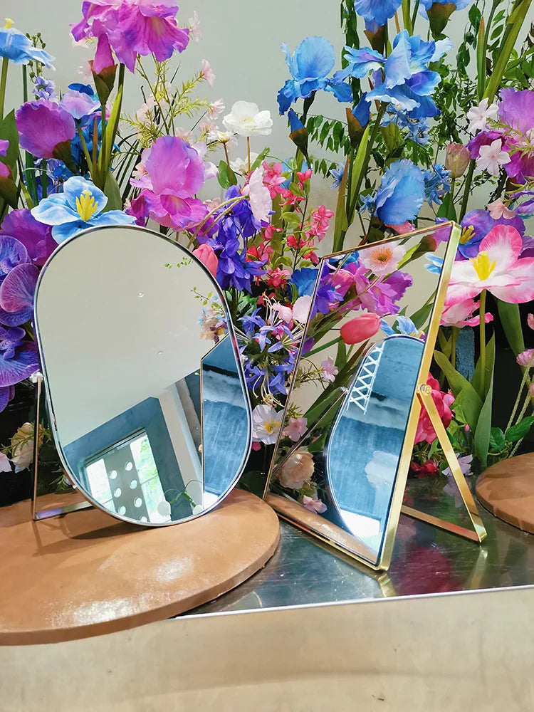 High-end Metal Makeup Mirrow Oval Rorate Standing Mirror Bathroom Desk Luxury Hairdressing Mirror Mural Home Decor for Girls