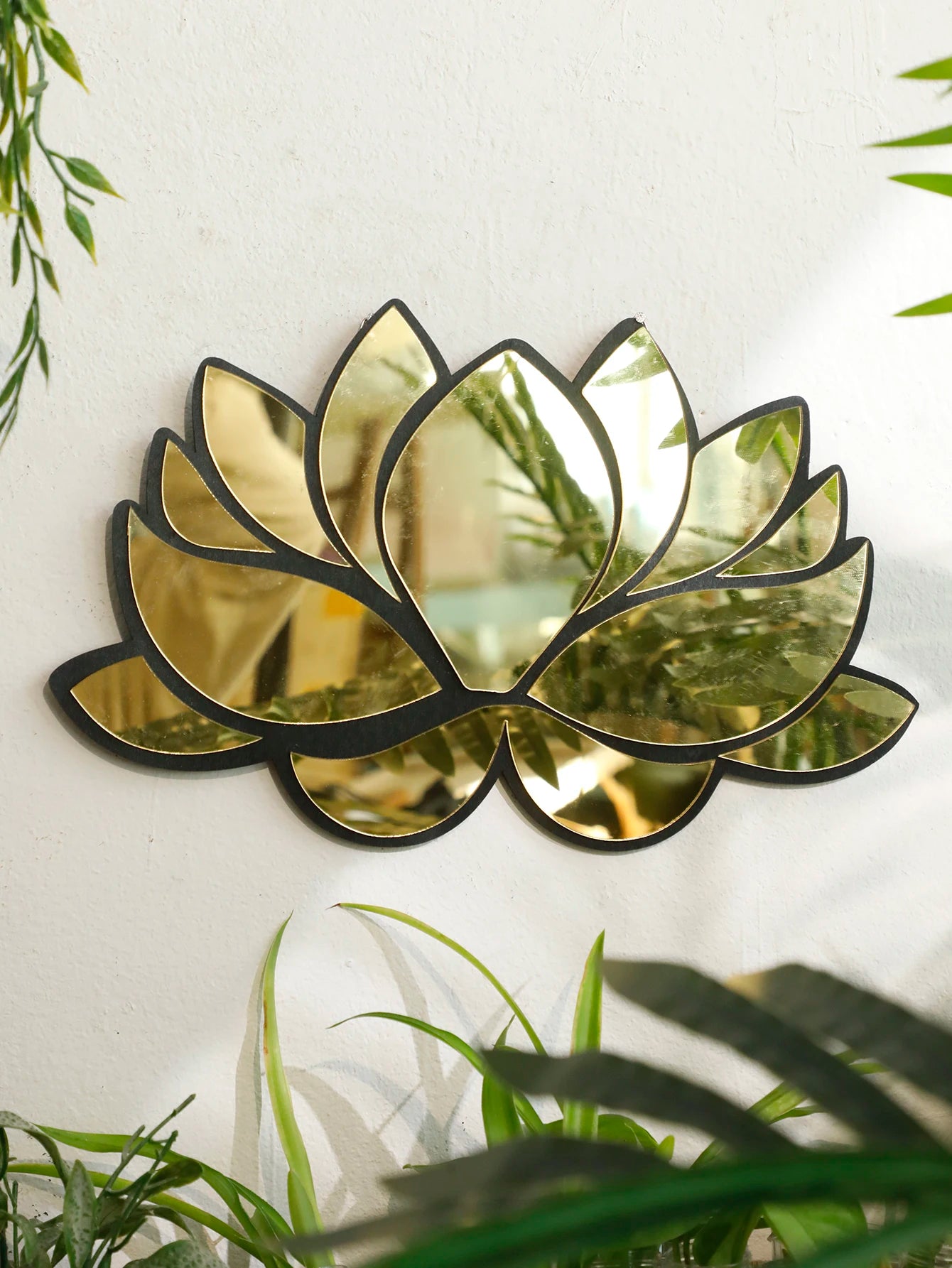 1Pc Acrylic Lotus Flower Wall Mirror – Decorative Modern Wall Hanging, Wooden Home Decor for Living Room, Bedroom, and Office