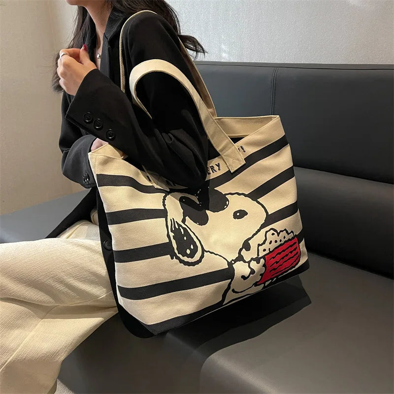 Disney Snoopy Cute Cartoon Large Capacity Canvas Bag for Female Students To Hold Books Tote Mommy Bag