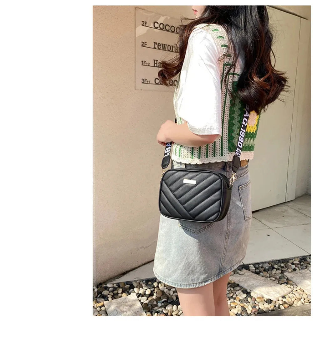 High quality women's PU rolling strip camera bag shoulder bag mobile phone bag casual crossbody bag