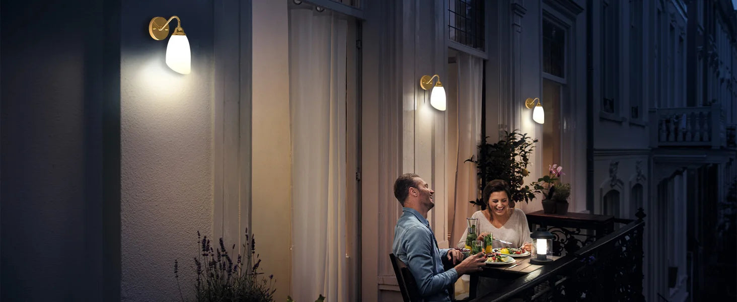 E27 LED Bulb 12W 220V Microwave Radar Motion Sensor Lamp Built-in Light Detection Auto On for Home Living Room Stairs Hallway