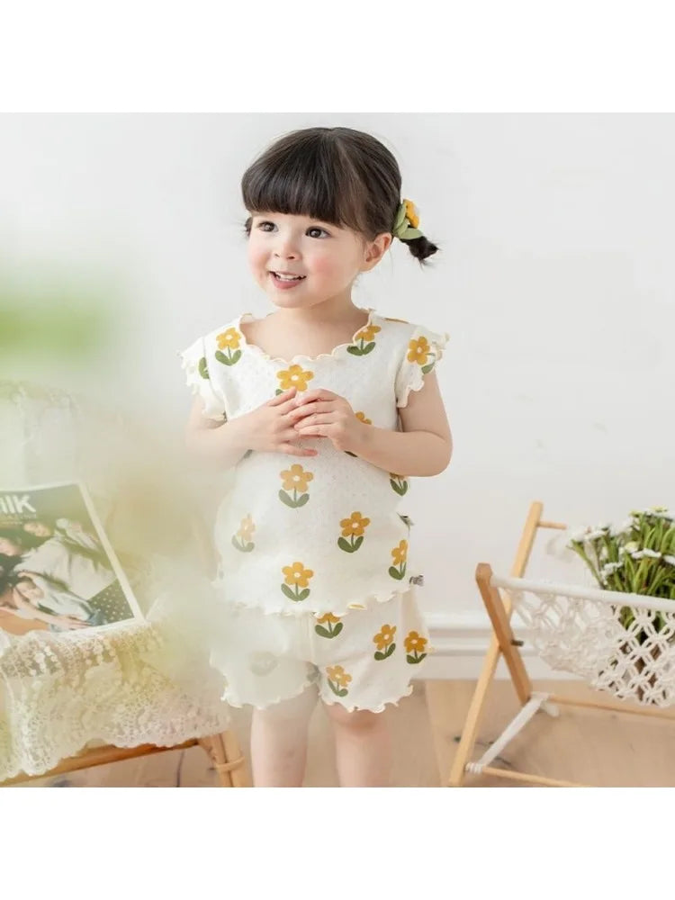 Bear Leader Summer New Pajama Baby Girl Clothes 3-7 Years Old Flower Printed Short Sleeved Top + Shorts Cute Children's Set