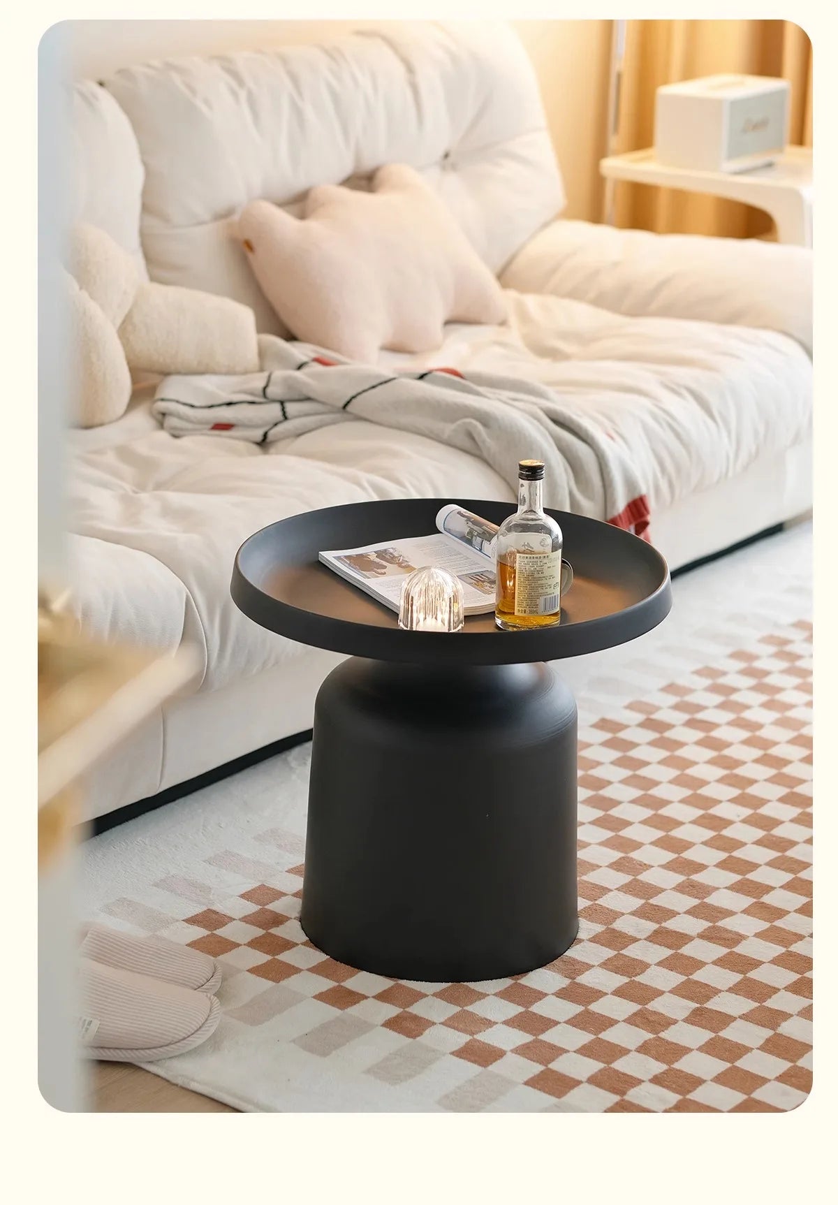 Hot Sale Nordic Coffee Table, Creative Round Living Room Table, High-end Light Luxury Side Desk, Modern Simple Furniture 121