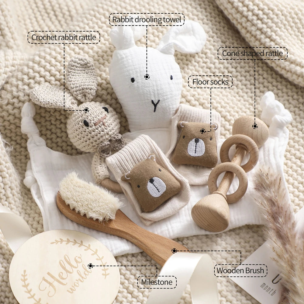 Newborn Bath Set Baby Drool Towel,Socks,Rattle,Brush,Mileage Card Gifts Box Photography Props Accessories Wooden Children's Gift