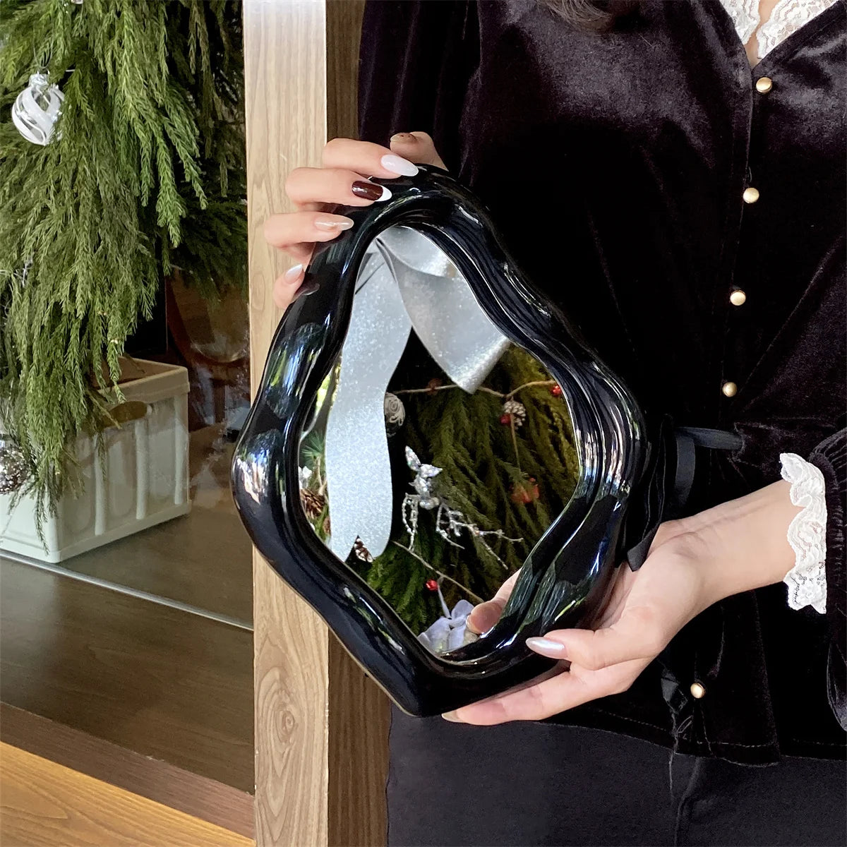 Irregular vintage dresser mirror high color French makeup mirror bedroom desktop decorative ornaments