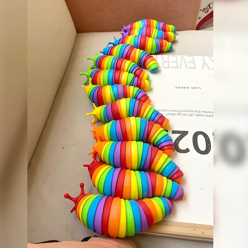 3D Slug Fidget Toy Colorful Slug Snail Toy Articulated Flexible All Ages Relief Anti-Anxiety Sensory Toys for Children