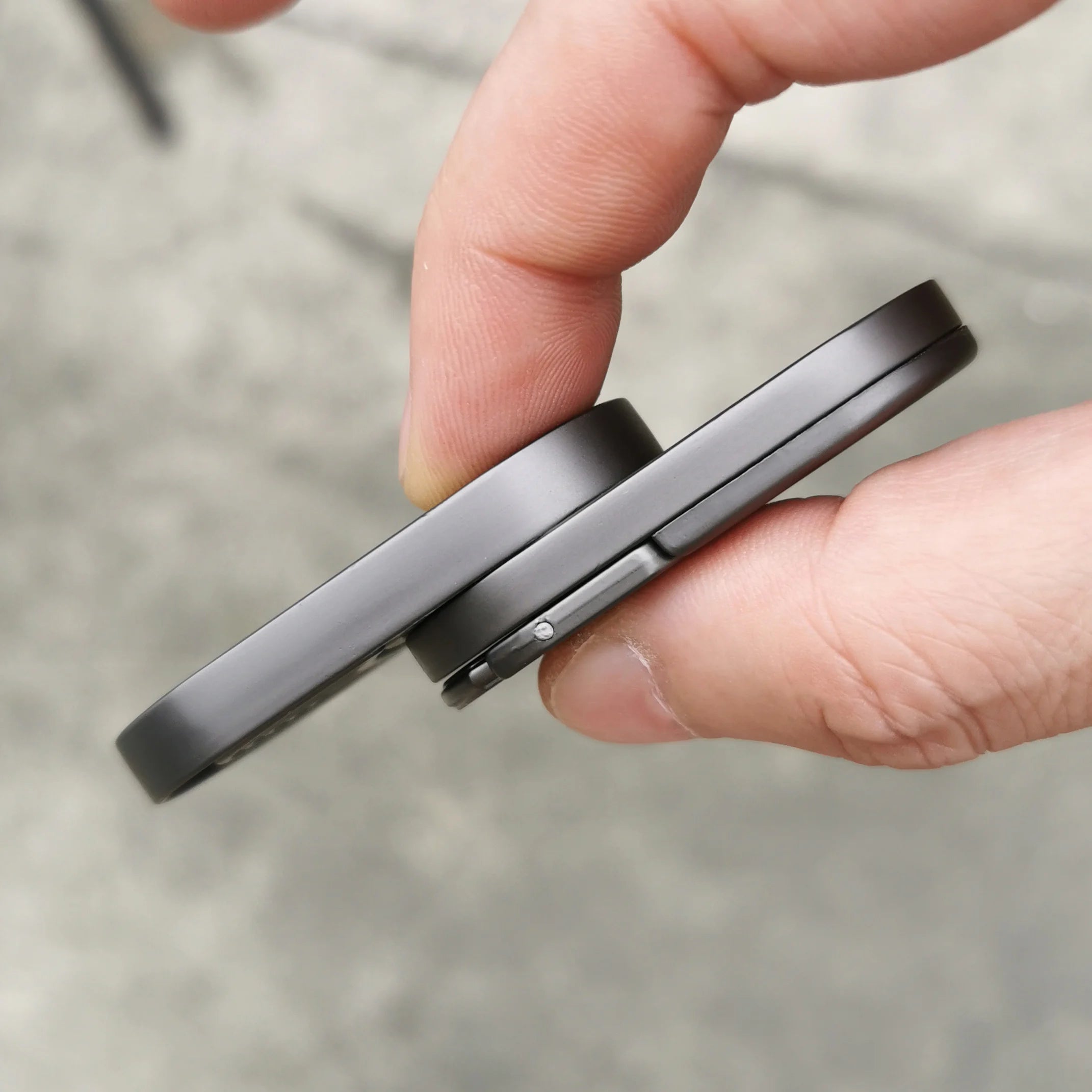 Target Push Slider Fidget Slider Toy Adult Metal Fidget Toy Finger Push Spin Coins Decompression Toys EDC Haptic Slider Gift