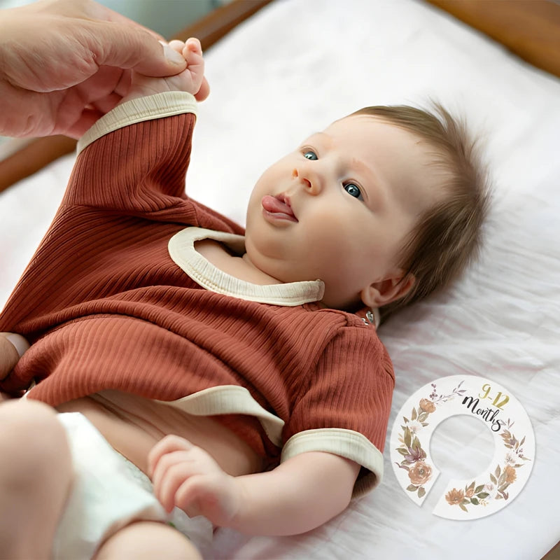 Baby Wooden Dividers Closet Size Wardrobe Separator Star Moon Milestone Cards Months Organizers Kids Photography Accessories