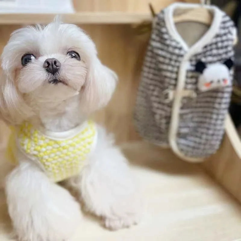 Cute Plaid Dog Jacket Coat Warm Cotton Dog Clothes Autumn Puppy Vest Jacket Bee Pattern Cat Cardigan Coat Chihuahua Pet Apparel