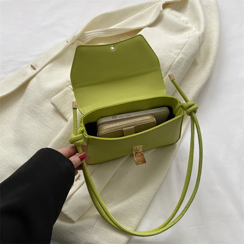 Simple Metal Buckle Handbag MessengerBag, Stylish and Versatile Shoulder Underarm Bag, Chic Baguette Bags for Women Daily Use