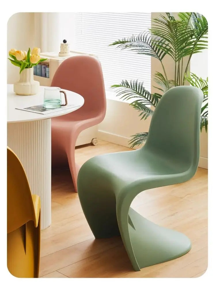 Panton Chair: Artistic Light Luxury Popular Transparent Plastic Chair Nordic Modern Minimalist with Backrest Fit for Home Dining