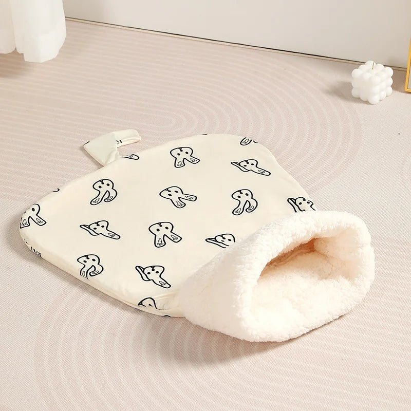 Cat Sleeping Bag Soft Cuddly Fluffy Feel Thickened Pet Pocket Type Quilt Bed Kitten Puppy Soft Comfortable Warm Nest Pet