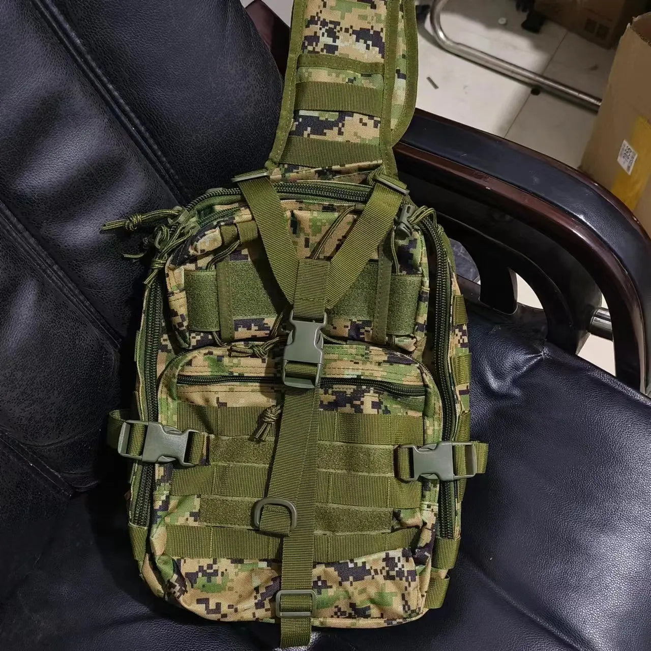 Rilibegan Chest Bag Waterproof Oxford Single Shoulder Bags Tactical Chest Bags Big Capacity Crossbody Bags Camouflage Chest Bag