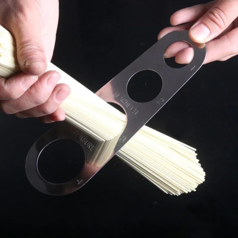 4 Holes Spaghetti Measurer Stainless Steel Kitchen Accessories 1Pcs Pasta Noodle Measure accessoires de cuisine  spaghetti