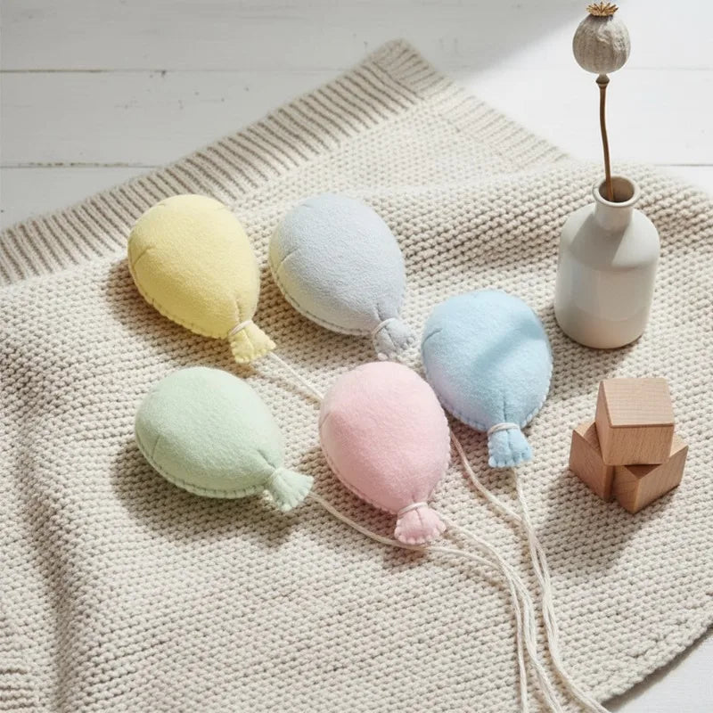 Newborn Photography Props Set with 3 Clouds and 5 Balloons, Soft Cute Photo Shoot Accessories for Baby Studio Photos Shooting