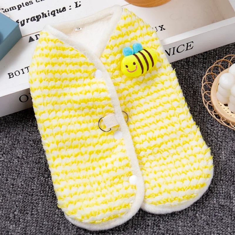 Cute Plaid Dog Jacket Coat Warm Cotton Dog Clothes Autumn Puppy Vest Jacket Bee Pattern Cat Cardigan Coat Chihuahua Pet Apparel