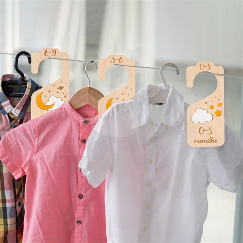 Baby Wooden Dividers Closet Size Wardrobe Separator Star Moon Milestone Cards Months Organizers Kids Photography Accessories