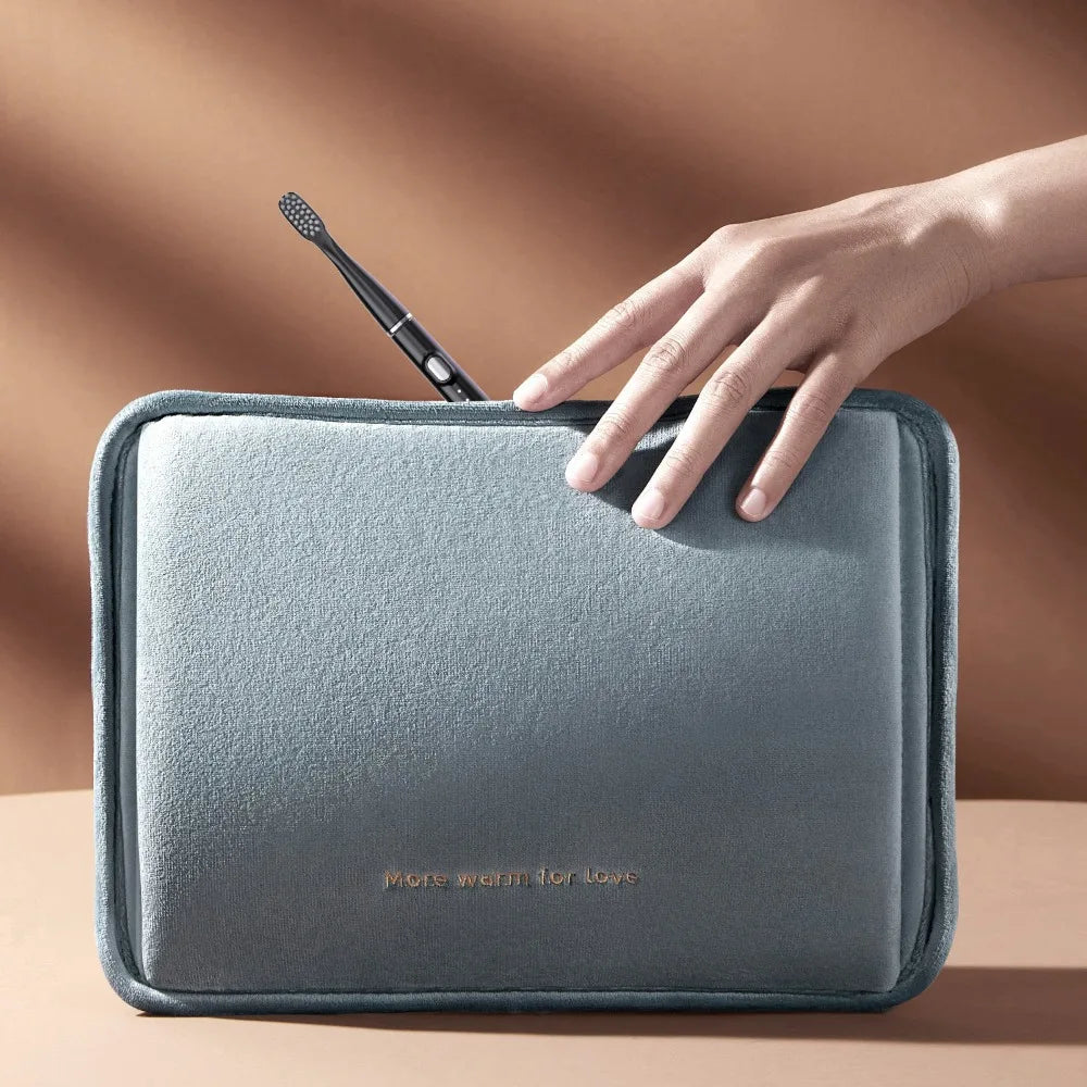 Electric Toothbrush Portable USB Rechargeable Automatic Electric Toothbrush with 6 Replaceable Brush Heads Suitable for Travel