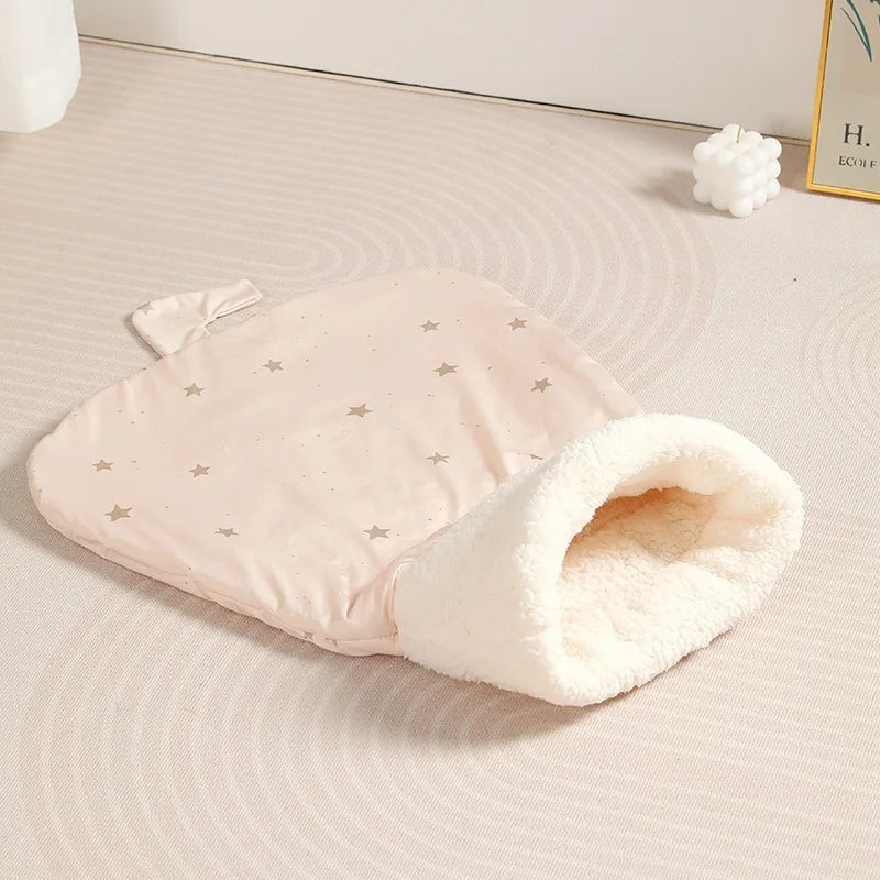 Cat Sleeping Bag Soft Cuddly Fluffy Feel Thickened Pet Pocket Type Quilt Bed Kitten Puppy Soft Comfortable Warm Nest Pet