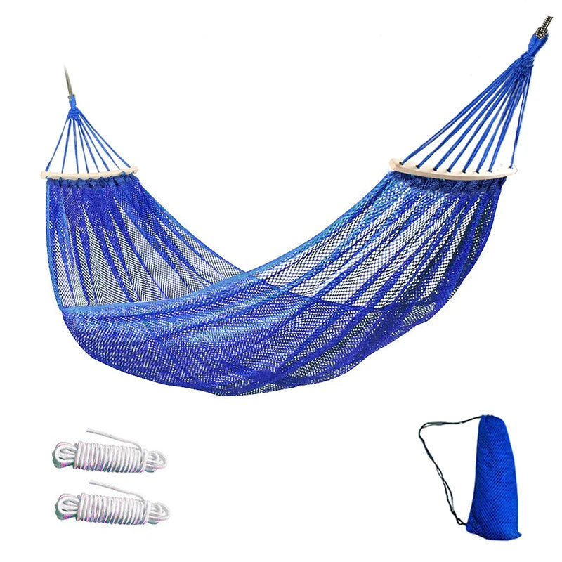The Hammock Outdoor Ice Wire Mesh Hole Swing and Curved Rod Are Stable Sturdy and Have Good Load-bearing Capacity