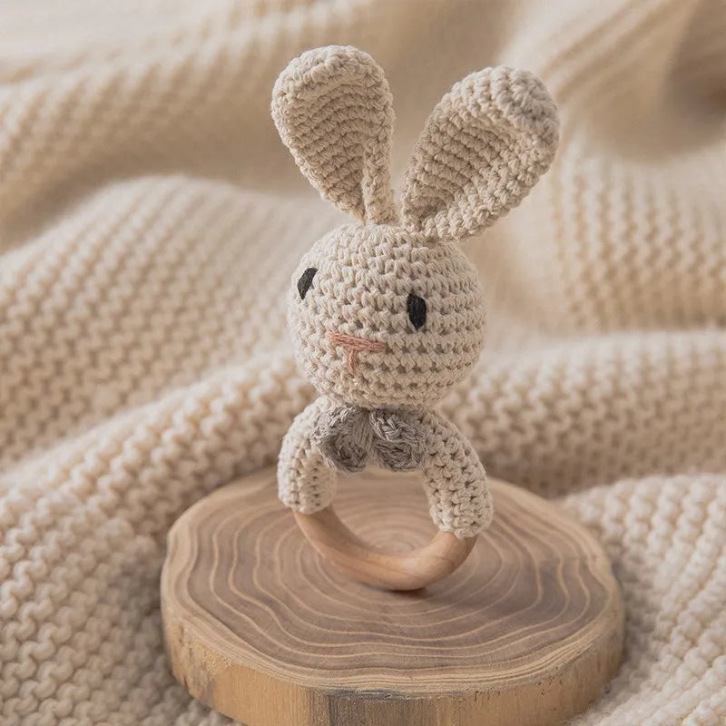 Let's Make Baby Rattles Crochet Bunny Rattle Toy Wood Ring Baby Teether Rodent Baby Gym Mobile Newborn Educational Rattles Toys
