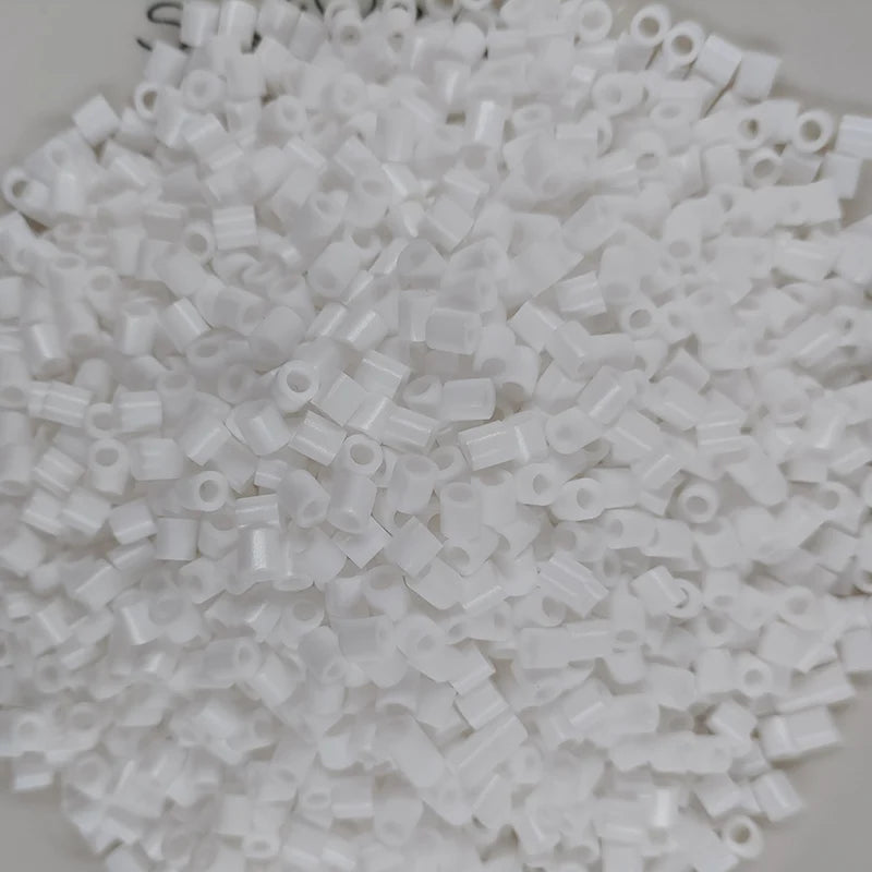 Fuse Beads 1000pcs 5MM 3D Pixel Puzzle Iron Beads Handmade Crafts Decor DIY Make Puzzle Toy High Quality Melting Beads