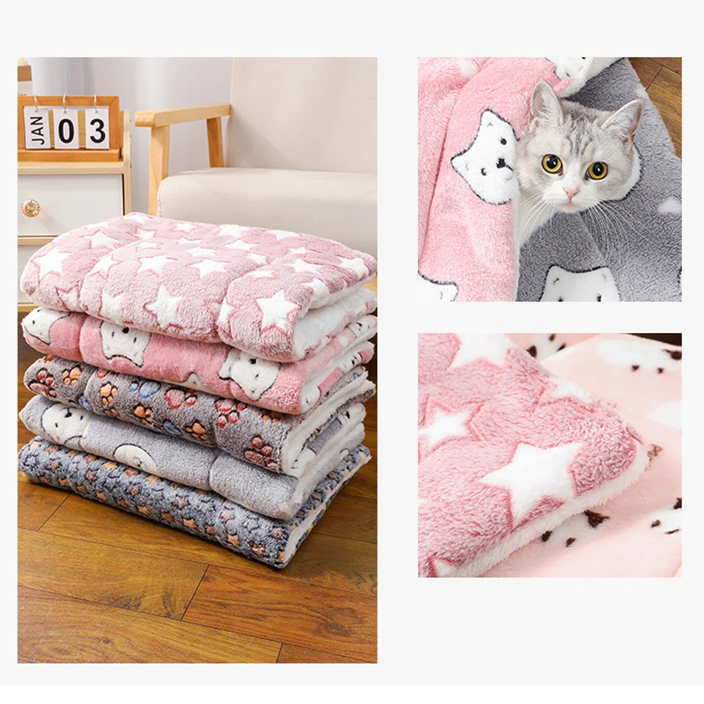 Thickened Comfortable Warm Small Cat Sleeping Cushion Skin-friendly Cute Winter Medium Dog Sofa Mat for Puppy Bed Accessories