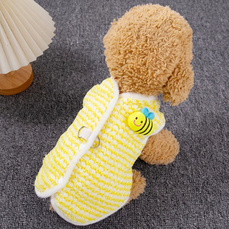 Cute Plaid Dog Jacket Coat Warm Cotton Dog Clothes Autumn Puppy Vest Jacket Bee Pattern Cat Cardigan Coat Chihuahua Pet Apparel