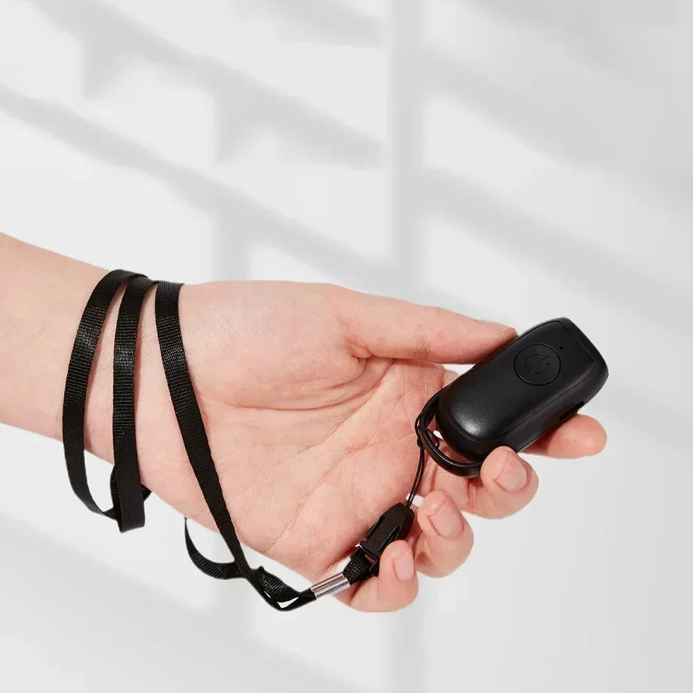 Mini Ultrasonic Dog Repeller Anti Barking Device Portable Outdoor Training Tool Smart Stop Barking Defense for Dogs Pets