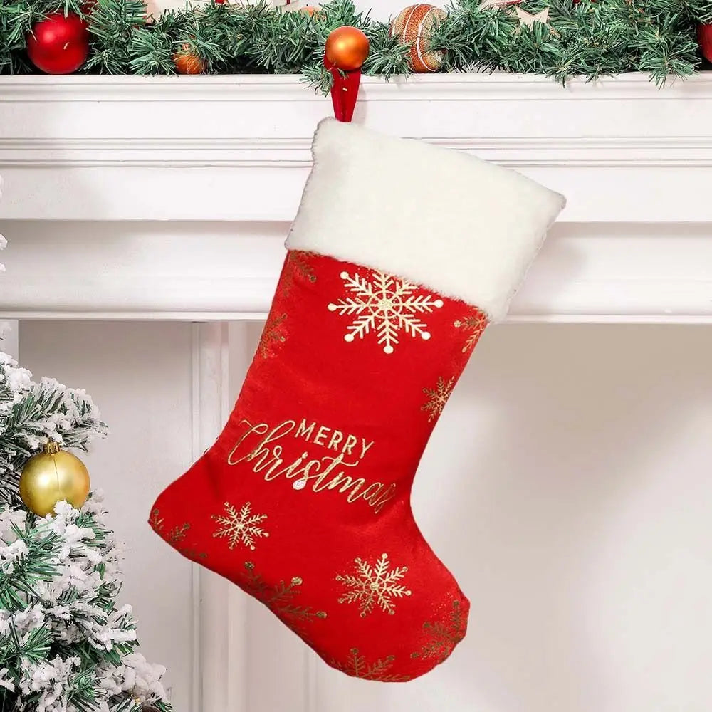 Embroidered Personalized Christmas Stocking Snowflake Pattern Red/Green Christmas Sock Large Capacity Christmas Gift Bag Navidad