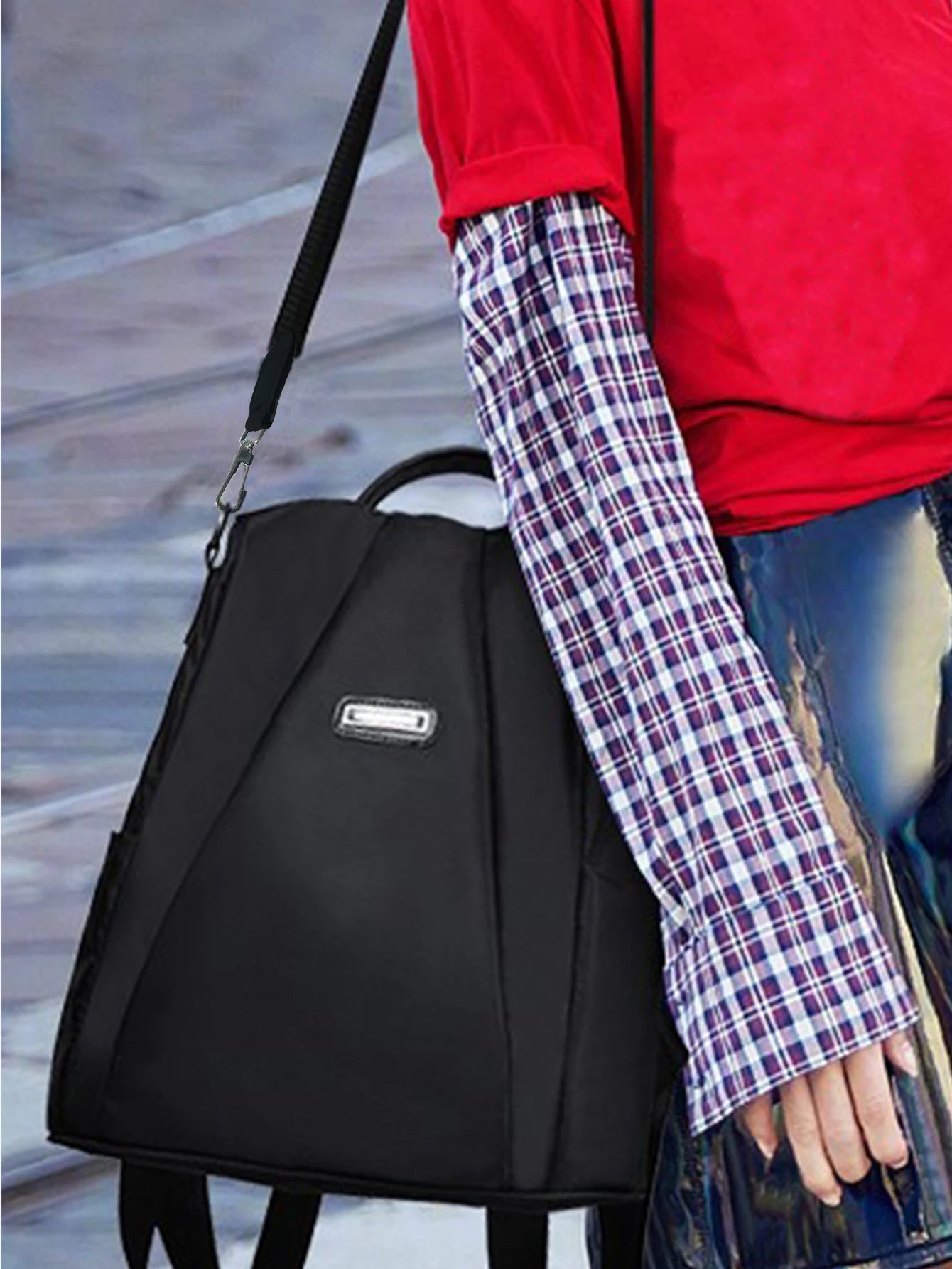 Neutral Style Backpack for Men and Women, with Three Carrying Straps, Suitable for Travel and Tourism Made of Nylon Material.