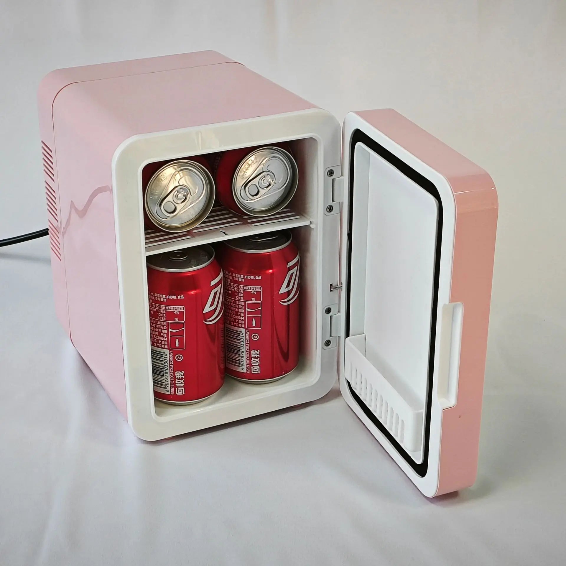 Car home dual-use beauty and skincare products, makeup mirror, refrigerator, car supplies, mini car freezer, small fridge