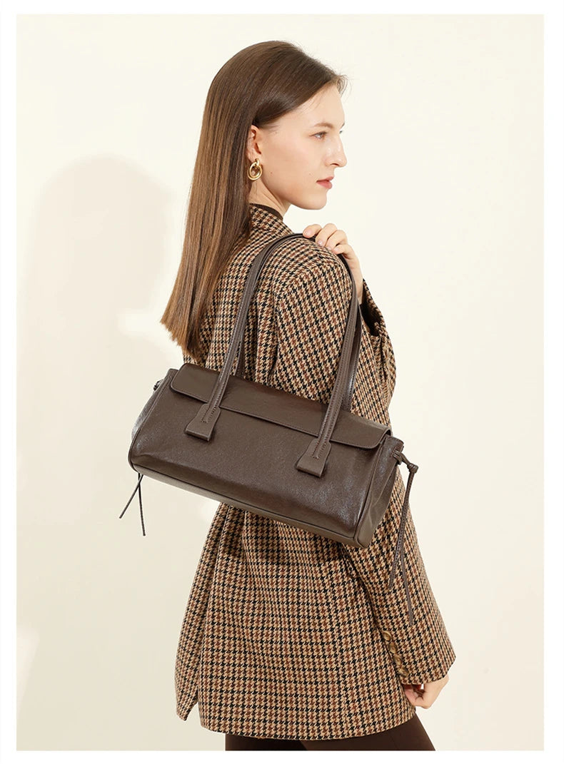 2025 New Genuine Leather Women's Shoulder Bag Large Capacity Cowhide Luxury Handbag Long Strip Black Baguette Bag Female