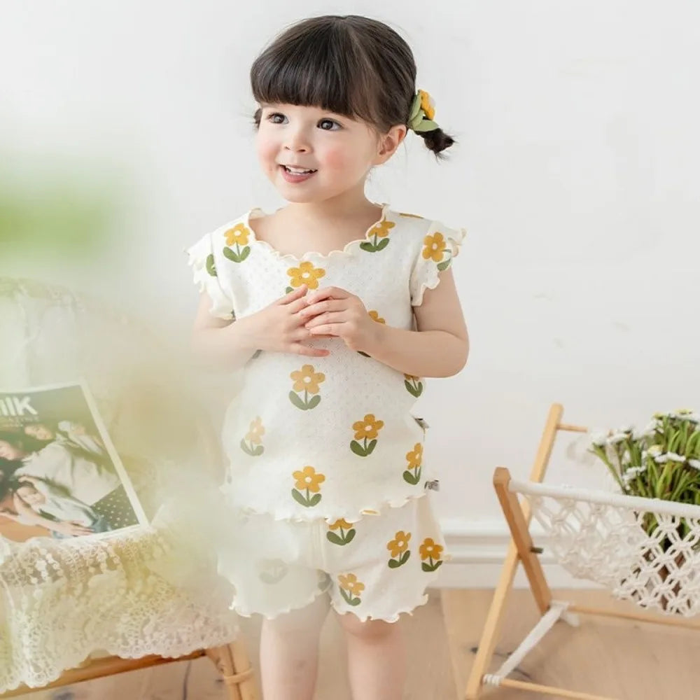 Bear Leader Summer New Pajama Baby Girl Clothes 3-7 Years Old Flower Printed Short Sleeved Top + Shorts Cute Children's Set