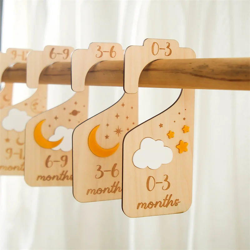 Baby Wooden Dividers Closet Size Wardrobe Separator Star Moon Milestone Cards Months Organizers Kids Photography Accessories