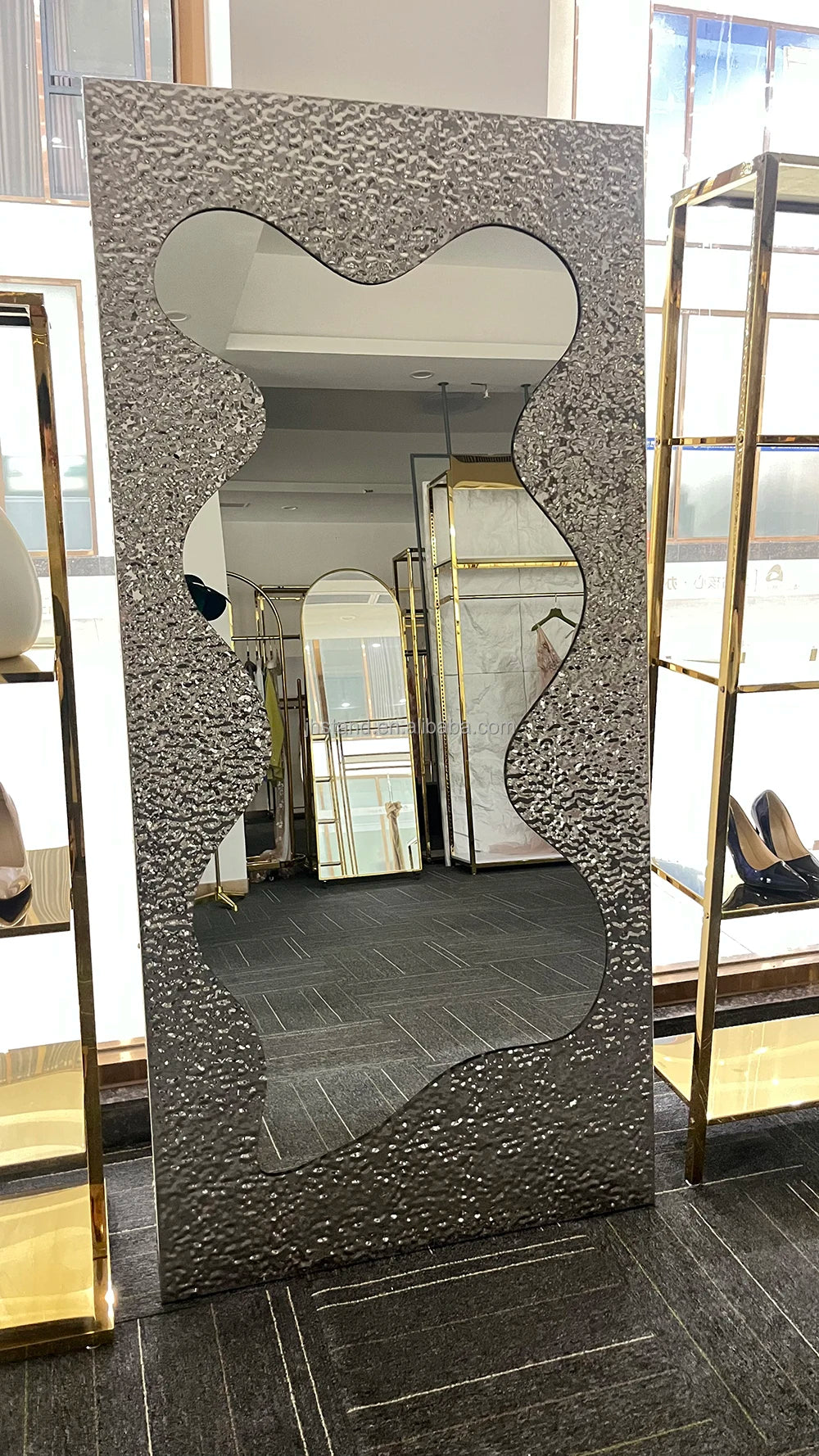 Standing Mirror Luxury Large Floor Mirror Square Round Full Length Mirror for Bridal Shop