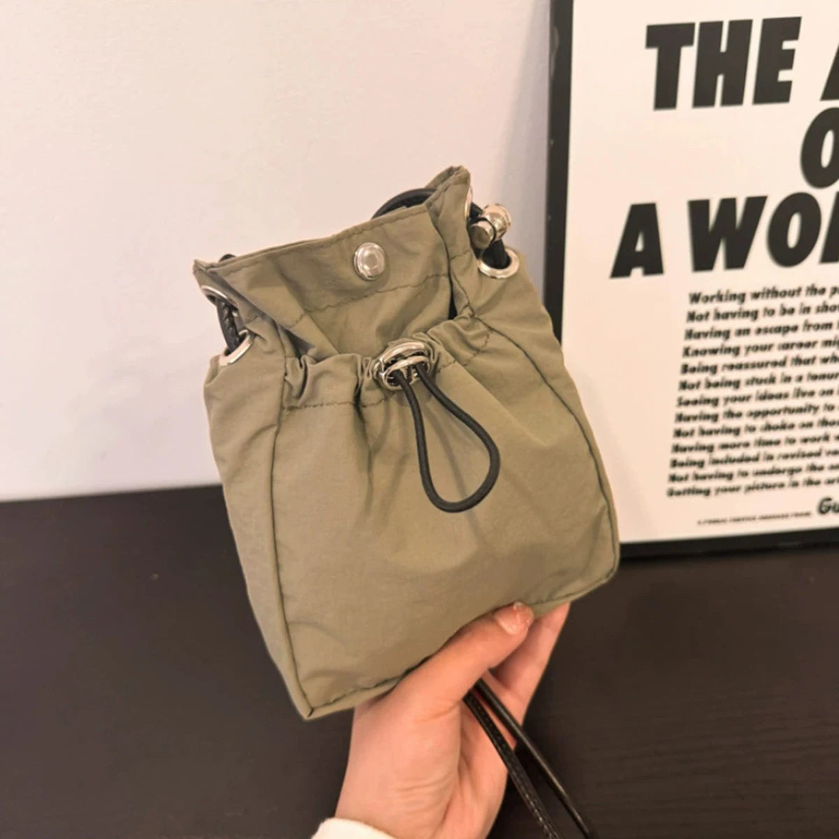 Nylon Crossbody Bag Soft Mini Phone Wallet Multifunctional Square Shoulder Bag Crossbody Purse Canvas Purse Messenger Bag