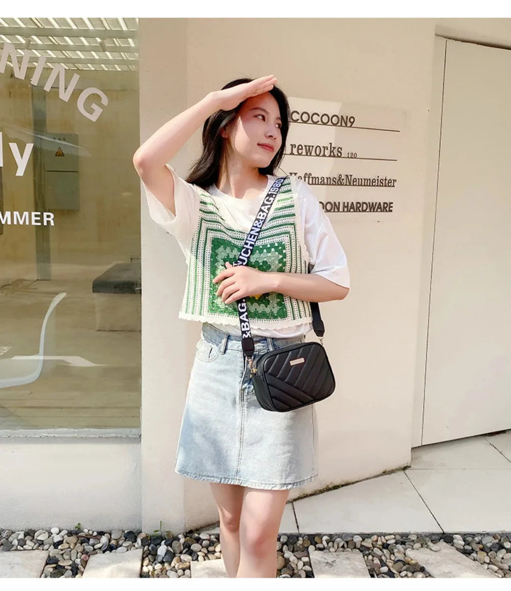 High quality women's PU rolling strip camera bag shoulder bag mobile phone bag casual crossbody bag