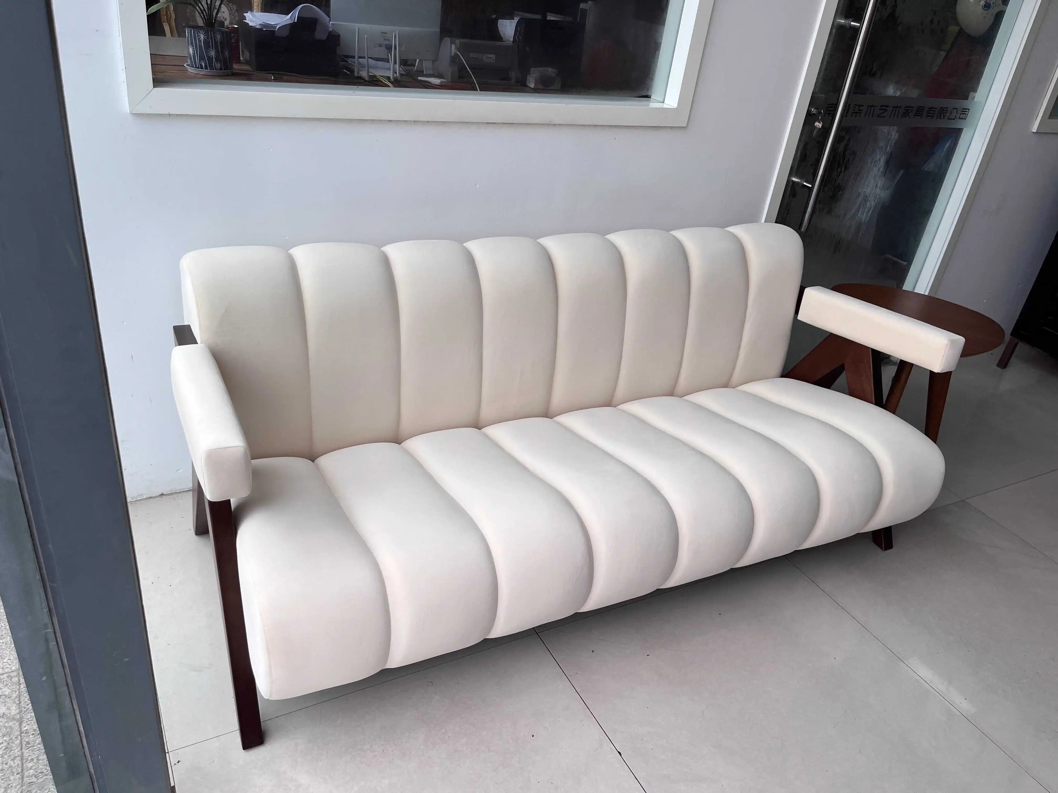 Home Balcony Nordic Wood Living Room Chairs Modern Living Room Sofas Single Leisure Back Armchair Fabric Sofa Chair Furniture