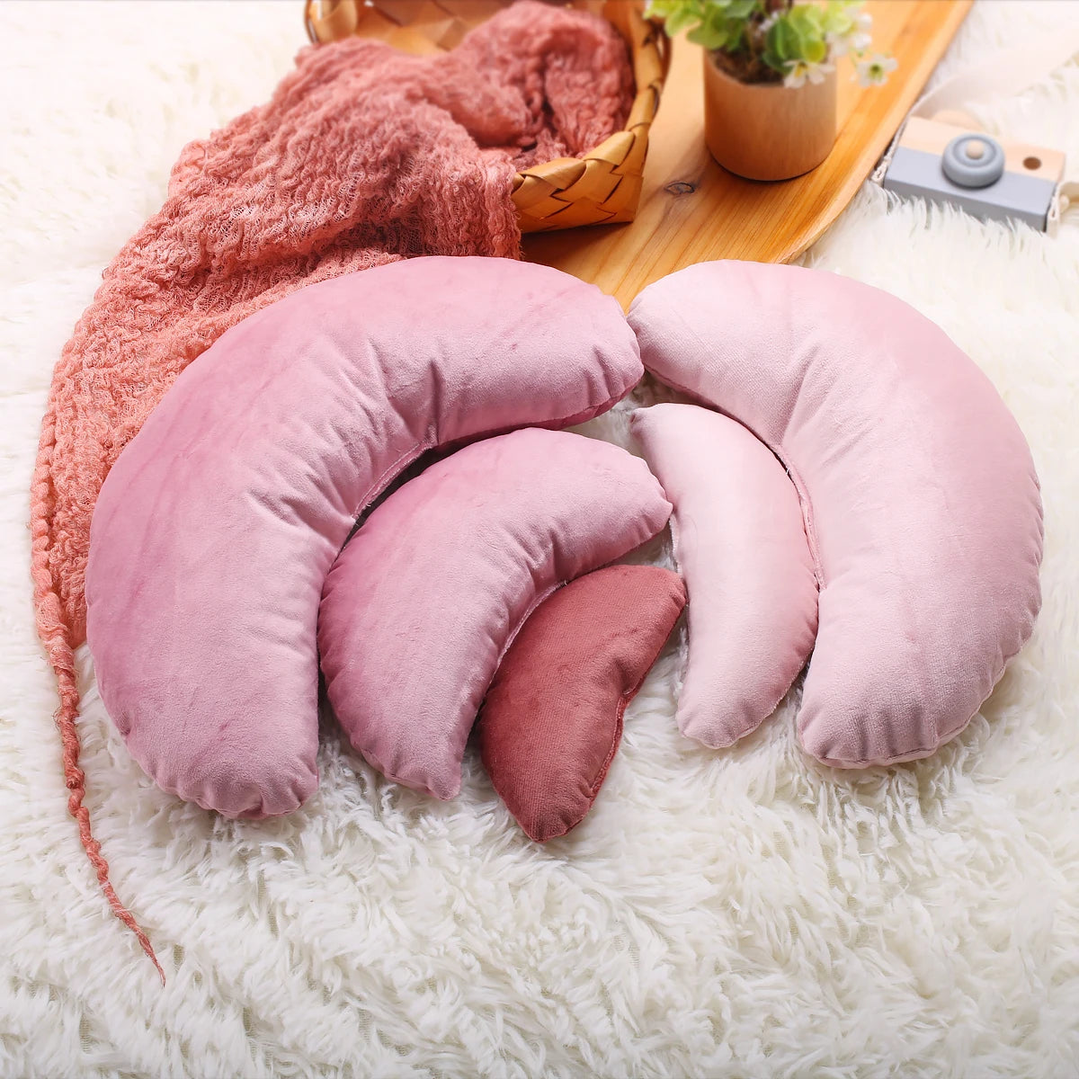 Ylsteed 5 Pieces Set Soft Touch Newborn Posing Pillow For Photography Studio Photo Props Accessories