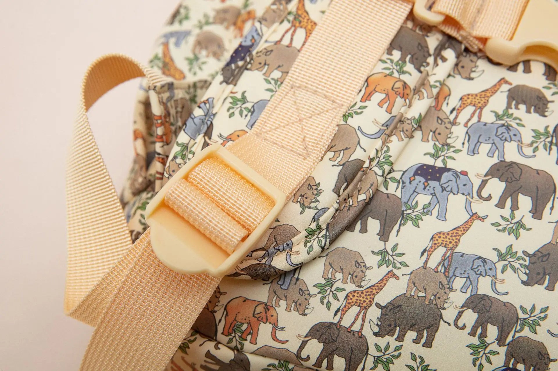 Baby Backpack Primary Schoolbag Kindergarten Kids Bags 2025 Brand Design Traveling Mom Children's Boys Girls Gift Storage